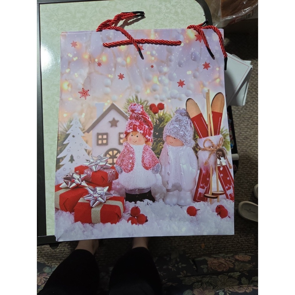 12pk Christmas Bags Mixed Designs - Picture 3 of 5